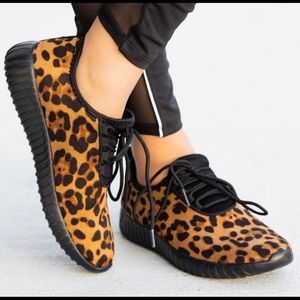Brand New! Leopard Sneakers 🐆